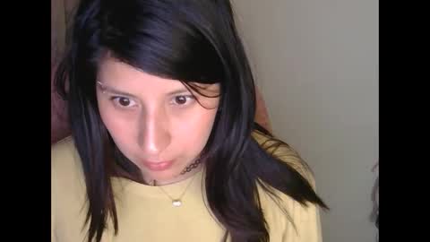 Snapshot of hasley_bbylee chatting on May 19, 1:56 am lady online show from May 19, 1:56 am