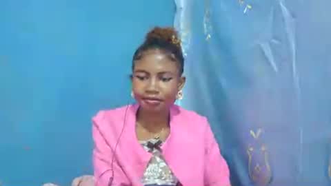 Snapshot of hasleyinah chatting on July 2, 6:58 pm hasleyinah online show from July 2, 6:58 pm