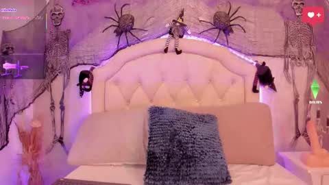 Snapshot of hasret_sesim chatting on October 31, 4:13 am hasret_sesim online show from October 31, 4:13 am