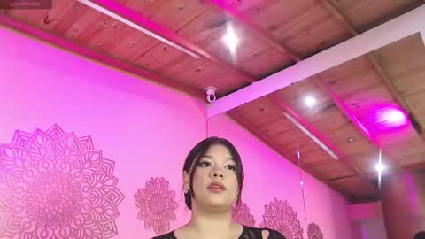 Snapshot of hatsajones chatting on September 23, 12:30 pm hatsajones online show from September 23, 12:30 pm