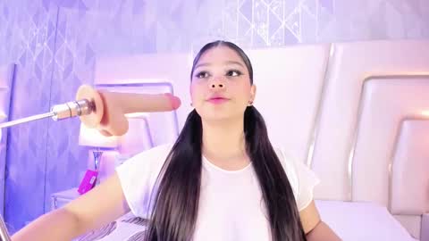 Snapshot of hatsajones chatting on March 6, 4:31 am hatsajones online show from March 6, 4:31 am