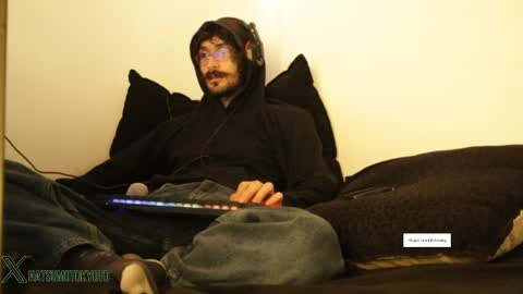 More content   2   online show from January 30, 7:26 pm