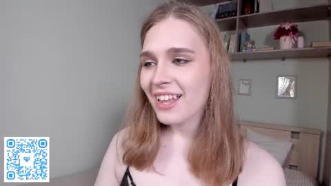 Mia online show from June 23, 1:09 pm