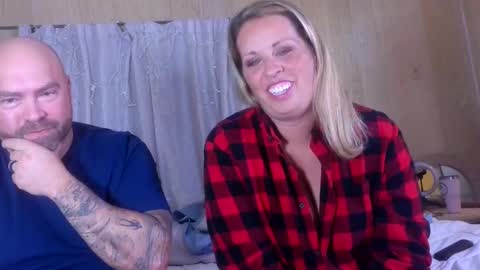 Snapshot of hawktuahgwakgwakmom chatting on December 18, 6:32 am hawktuahgwakgwakmom online show from December 18, 6:32 am