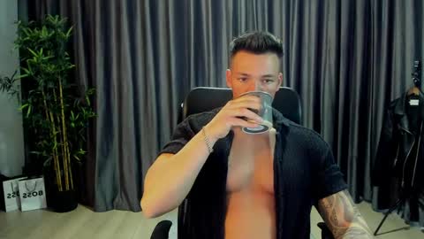 HaydenSpears online show from April 21, 1:28 pm