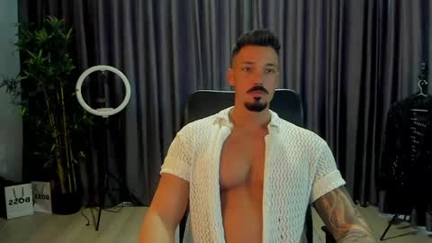 HaydenSpears online show from April 25, 7:11 am