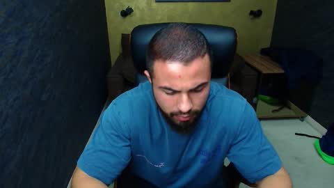 HayesWood online show from October 31, 5:41 am