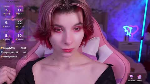 haylaamber online show from December 23, 2:45 am