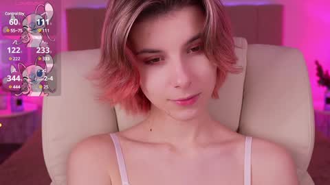 haylaamber online show from January 18, 8:09 pm