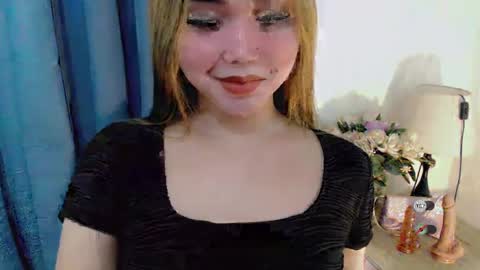 haylee online show from February 11, 2:02 pm