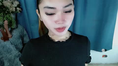 haylee online show from December 14, 1:44 am