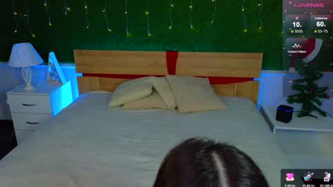 Hayle online show from December 23, 2:45 am