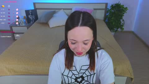 Hayle online show from January 15, 5:08 am