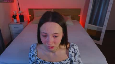 Hayle online show from November 2, 1:41 am