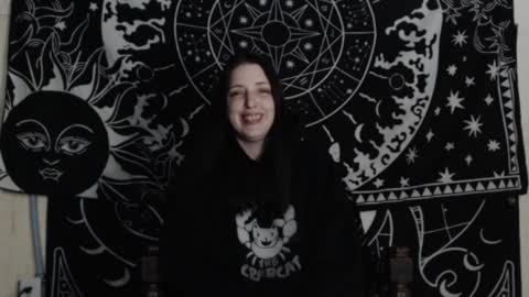 Hayle Woods online show from December 23, 2:45 am