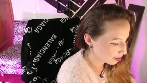 Snapshot of hayleymiller_vc chatting on March 8, 4:01 am hayley miller online show from March 8, 4:01 am