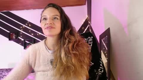 Snapshot of hayleymiller_vc chatting on March 8, 7:05 am hayley miller online show from March 8, 7:05 am