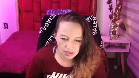 Snapshot of hayleymiller_vc chatting on March 9, 4:05 am hayley miller online show from March 9, 4:05 am