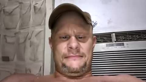 Snapshot of haynes38828742020 chatting on July 28, 9:37 am haynes38828742020 online show from July 28, 9:37 am