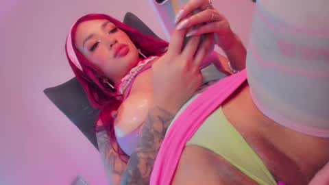 Marie online show from February 21, 9:24 am