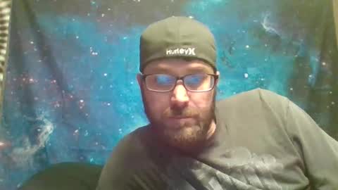 Snapshot of hazel198812 chatting on February 11, 9:31 pm hazel198812 online show from February 11, 9:31 pm
