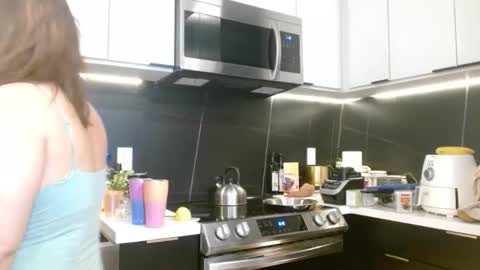 Hazel online show from October 18, 2:18 pm