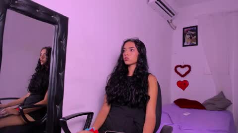 hazel_slim_ online show from March 10, 5:51 pm