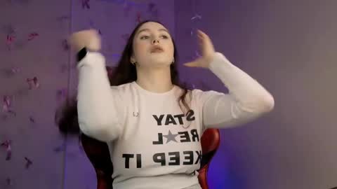 Hazel online show from April 20, 8:28 am