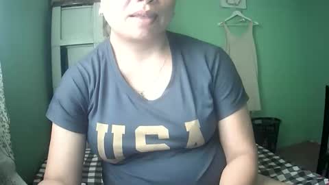 Snapshot of hazeldhane chatting on November 20, 7:08 am hazeldhane online show from November 20, 7:08 am