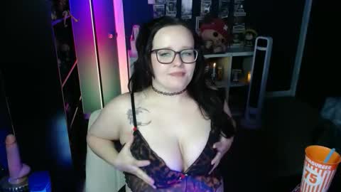 HazeyViolet333 online show from March 17, 6:11 pm