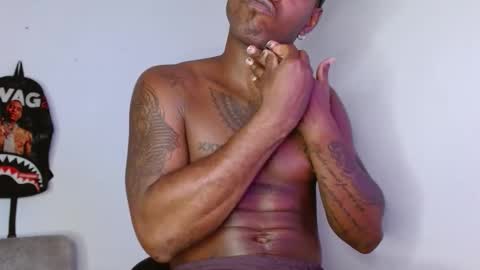 hazlan_420 online show from November 27, 11:40 pm