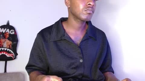 hazlan_420 online show from November 28, 9:50 pm