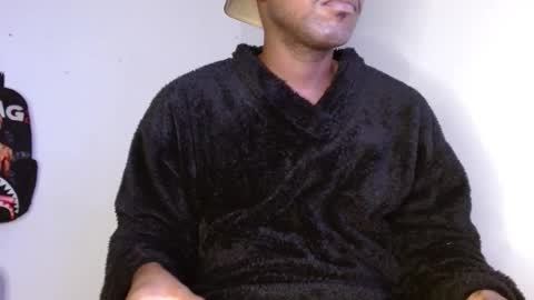 hazlan_420 online show from January 6, 10:08 am