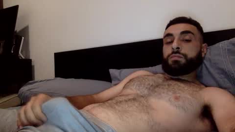 Snapshot of hbabian chatting on October 1, 7:03 am hbabian online show from October 1, 7:03 am