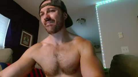 Snapshot of hbdude27 chatting on October 20, 11:49 pm RinnDude35 online show from October 20, 11:49 pm