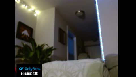 Snapshot of hbdude27 chatting on November 11, 12:43 am RinnDude35 online show from November 11, 12:43 am