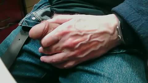 Snapshot of hdmaturecutcock chatting on February 28, 2:20 pm Eddy online show from February 28, 2:20 pm