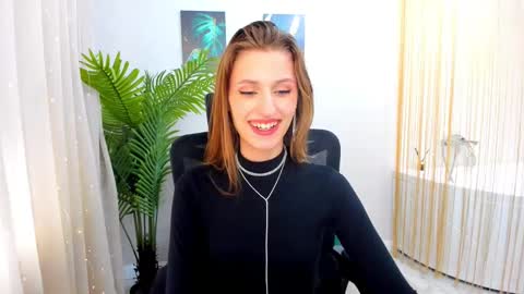 Snapshot of heartedlove_1 chatting on February 27, 7:34 am heartedlove_1 online show from February 27, 7:34 am