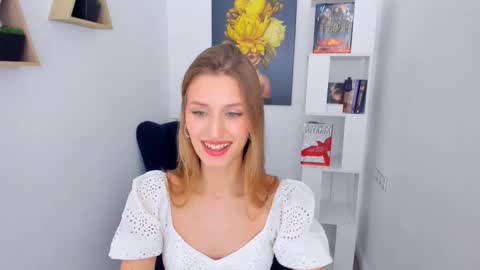 Snapshot of heartedlove_1 chatting on November 22, 11:53 am heartedlove_1 online show from November 22, 11:53 am