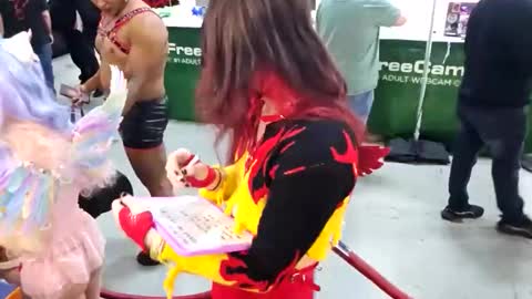 Snapshot of heartmyarc chatting on October 25, 8:47 pm HeartMyArc online show from October 25, 8:47 pm