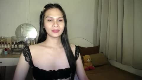 Snapshot of heather_bbyy chatting on October 22, 5:45 pm heather_bbyy online show from October 22, 5:45 pm