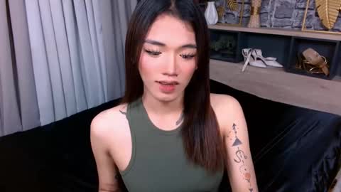 HEATHER online show from February 19, 7:43 pm