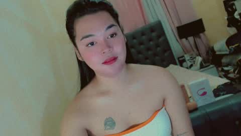 Snapshot of heatmusex_ chatting on June 11, 9:57 pm Kylene3 online show from June 11, 9:57 pm