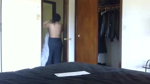 heatwavee online show from April 27, 3:32 pm