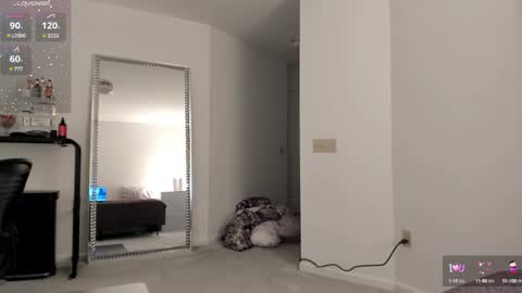 Snapshot of heaveniabb chatting on January 17, 3:55 am Helen online show from January 17, 3:55 am