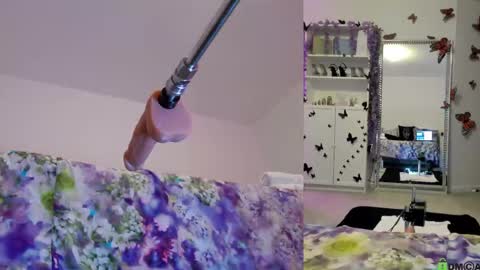 Snapshot of heaveniabb chatting on September 30, 12:59 am Helen online show from September 30, 12:59 am