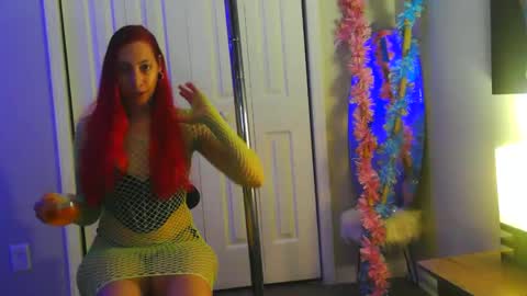 Heavenllyy online show from May 23, 3:12 am