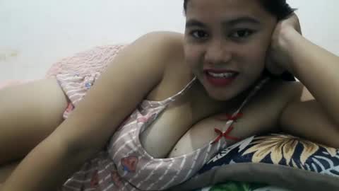 heavenlyeyes69 online show from January 11, 9:36 am