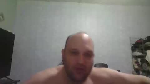 Snapshot of heavy_rebellxc chatting on December 22, 5:12 am Heavy Rebell online show from December 22, 5:12 am