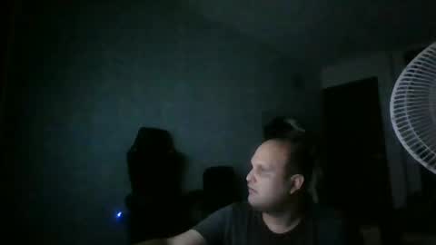 Snapshot of heavy_rebellxc chatting on October 10, 8:35 am Heavy Rebell online show from October 10, 8:35 am